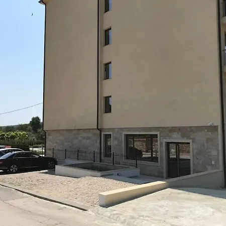 Lejlighed Aura In Shartrez *